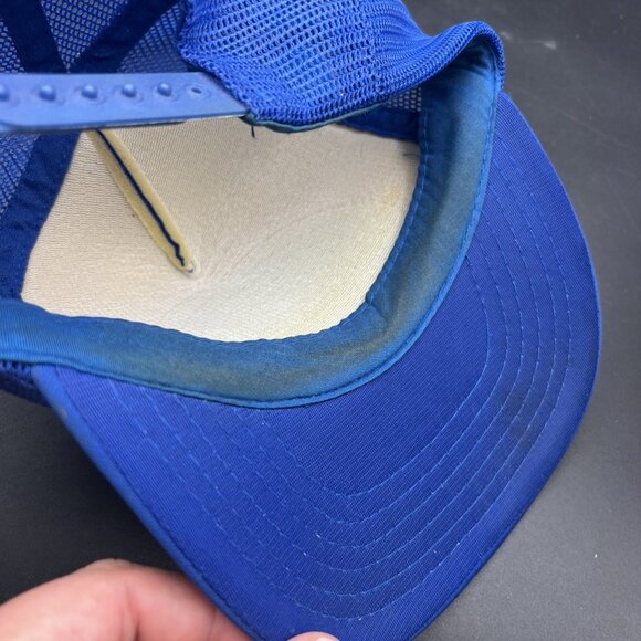 Vintage Rainbow Quebec Canada Retro Snapback Trucker's Hat Cap Mesh RARE Blue - Picture 8 of 12